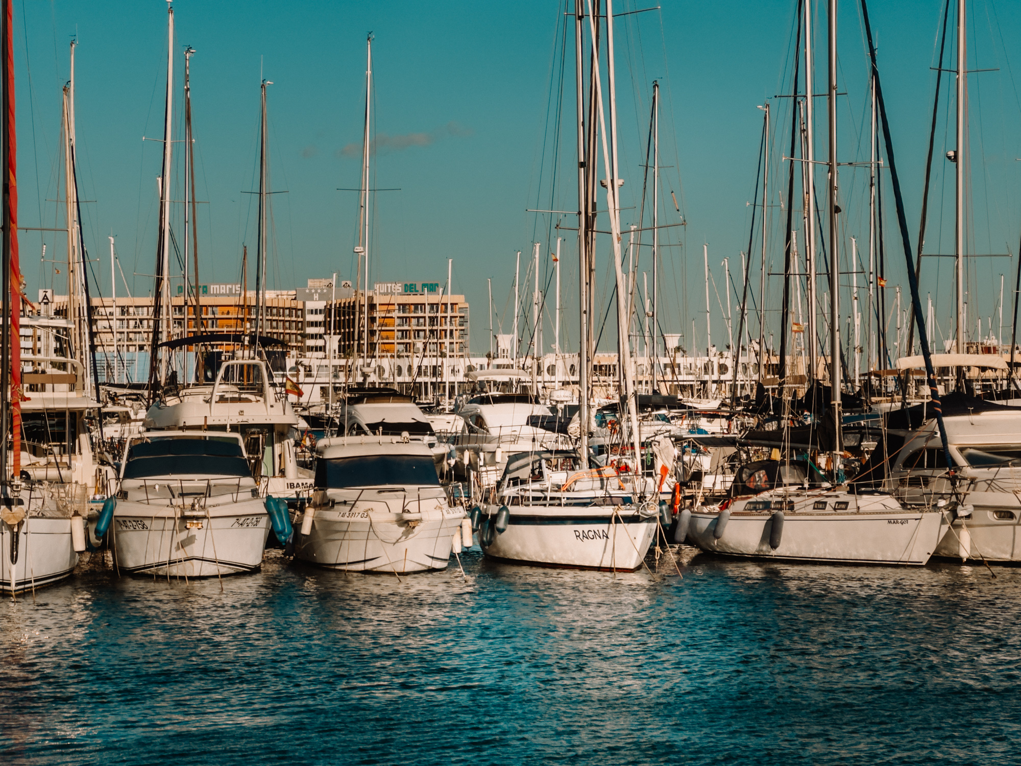 placeholder image sq